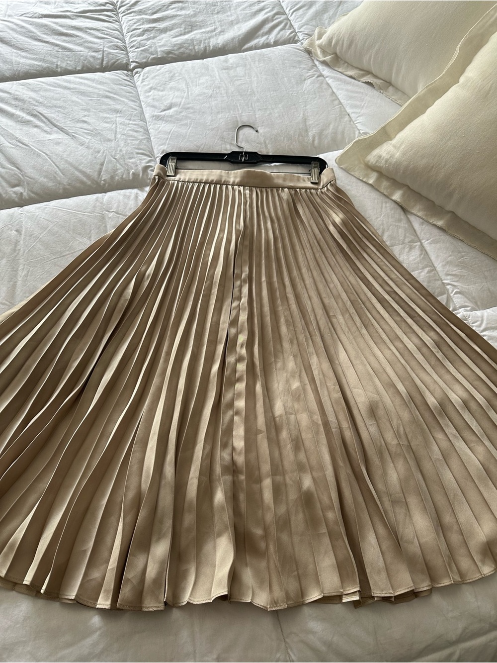 J. Crew Pleated Midi Skirt in Light Beige size medium - Picture 10 of 15